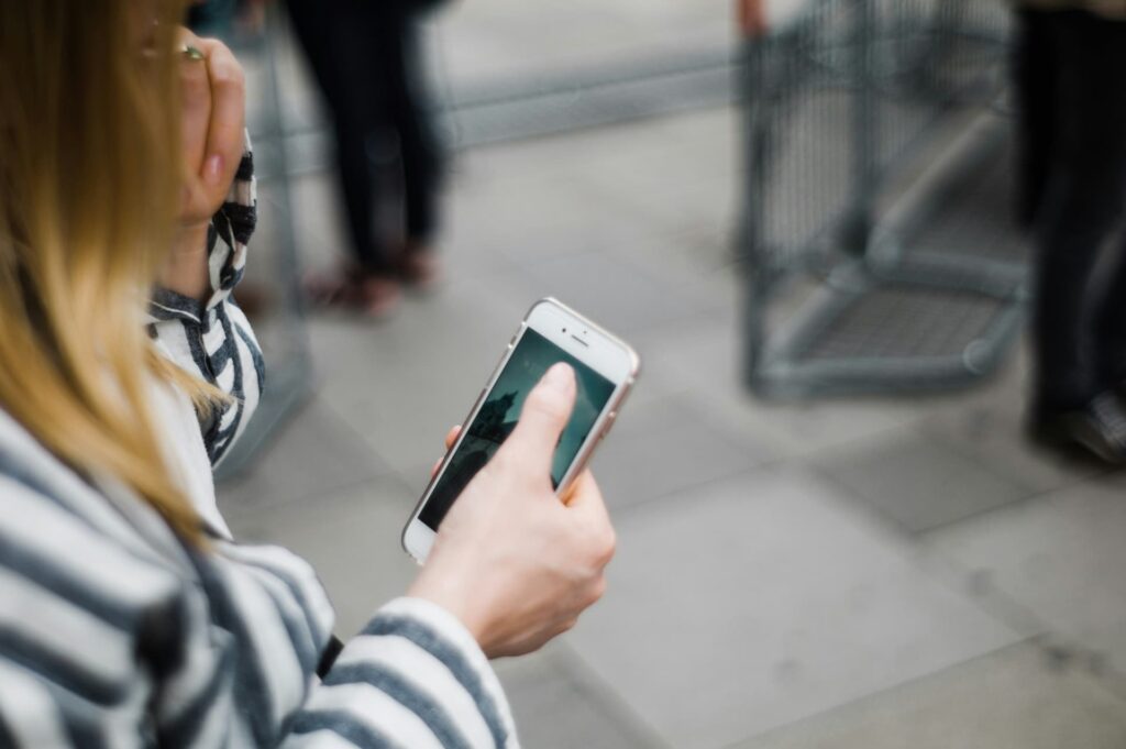 learn how to safely search social media