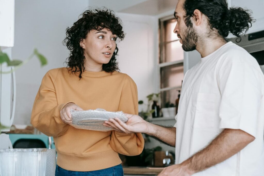 sharing responsibilities is a sign of a stable relationship