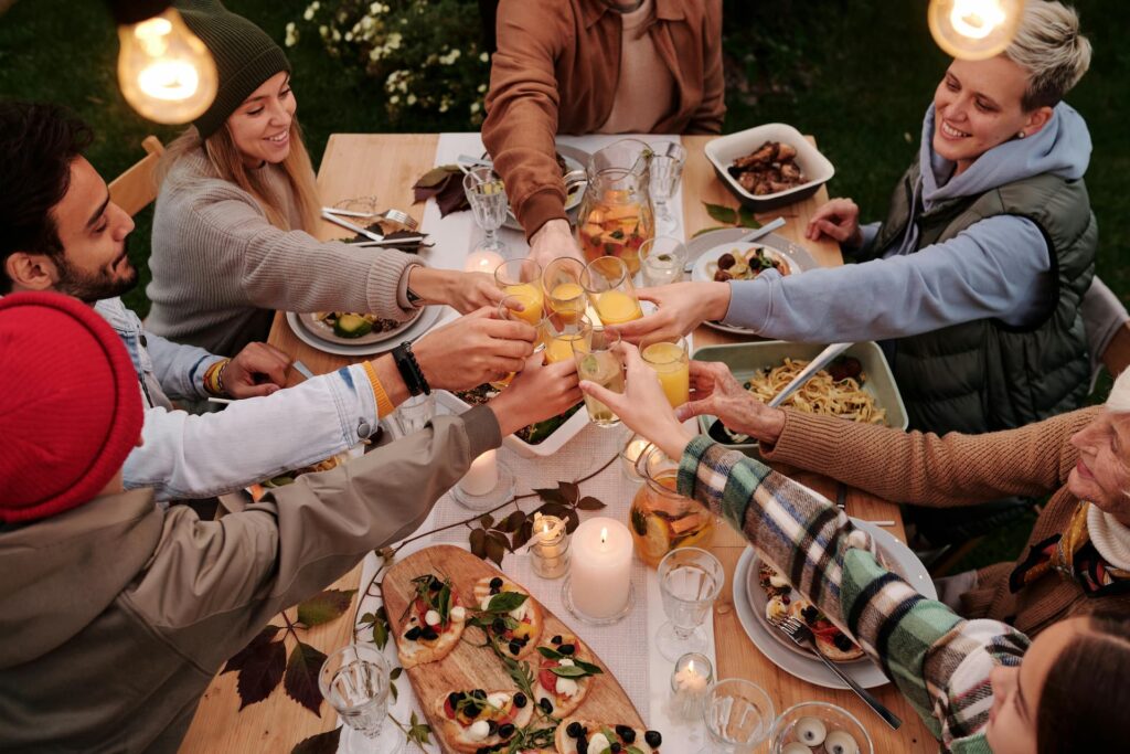 organizing a family reunion