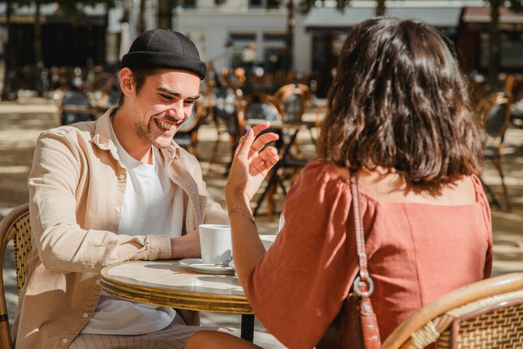 safest places to meet someone from a dating app