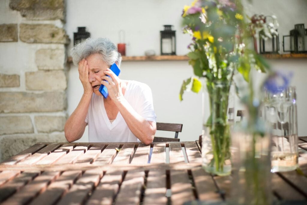 how much money is lost to scams each year?